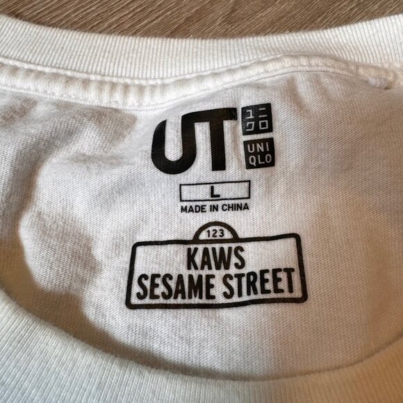 KAWS x Uniqlo x Sesame Street XX Pocket Tee - Picture 3 of 5